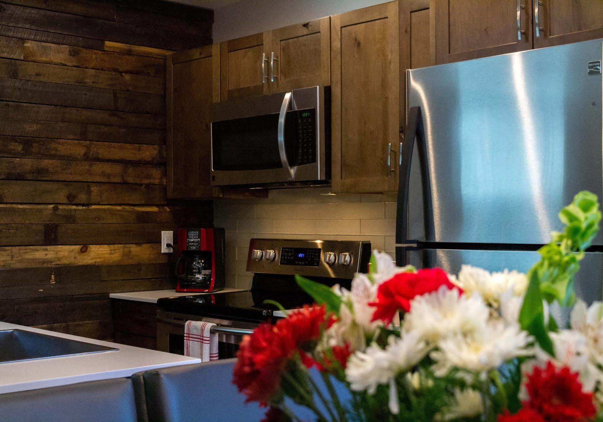 Lake Placid Inn: Residences Esterno foto